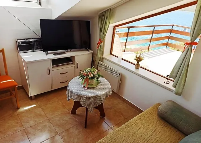 In Okrug Gornji With Sea View, Terrace, Air Conditioning, W-lan 5045-1 Trogir