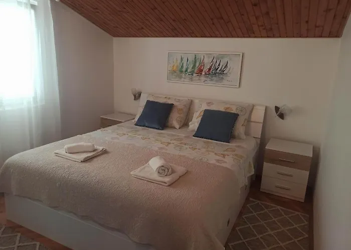 In Okrug Gornji With Sea View, Terrace, Air Conditioning, W-lan 5045-1 Appartement *