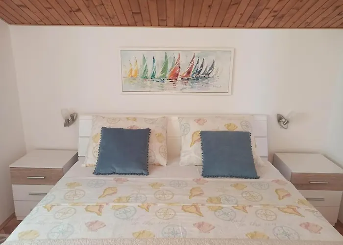 Appartement In Okrug Gornji With Sea View, Terrace, Air Conditioning, W-lan 5045-1
