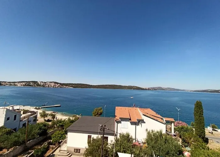 In Okrug Gornji With Sea View, Terrace, Air Conditioning, W-lan 5045-1